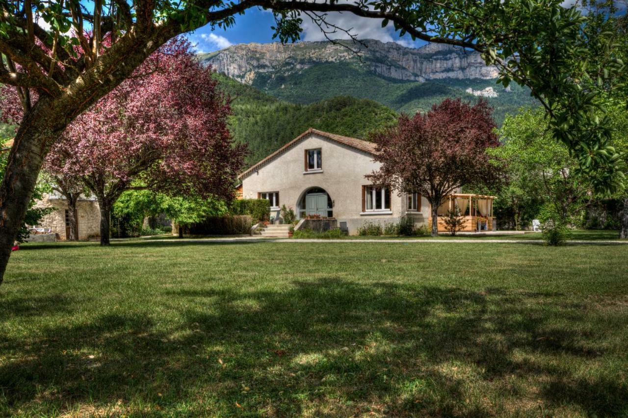L'Enclos B&B Châtillon-en-Diois Exterior foto