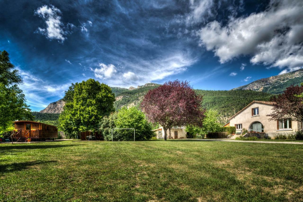 L'Enclos B&B Châtillon-en-Diois Exterior foto